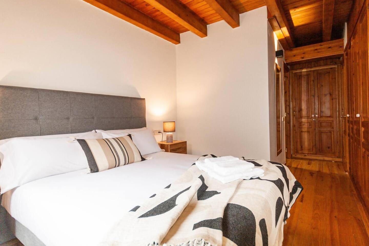 Espacioso Apartamento Con Jardin En Salardu Naut Aran Esterno foto