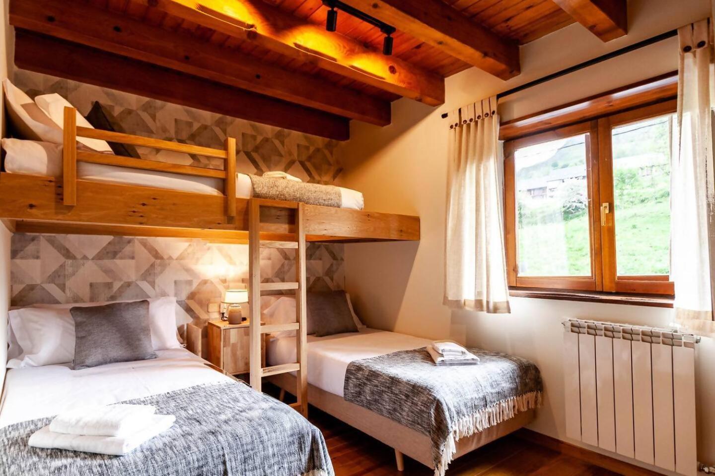 Espacioso Apartamento Con Jardin En Salardu Naut Aran Esterno foto