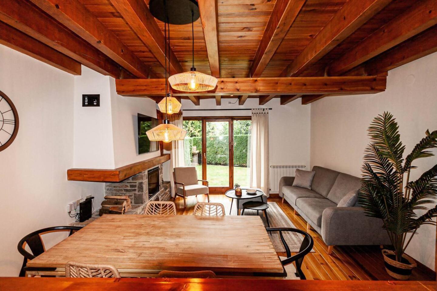 Espacioso Apartamento Con Jardin En Salardu Naut Aran Esterno foto